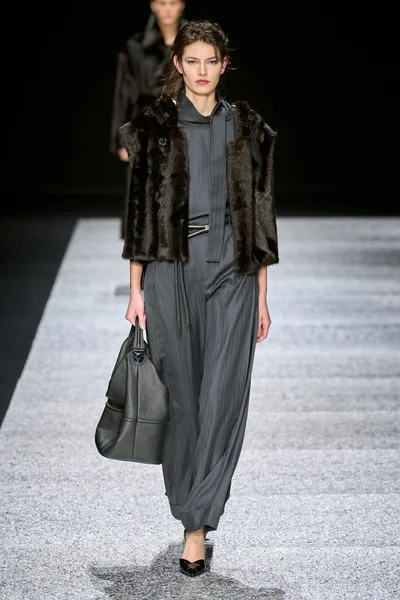 Look 96